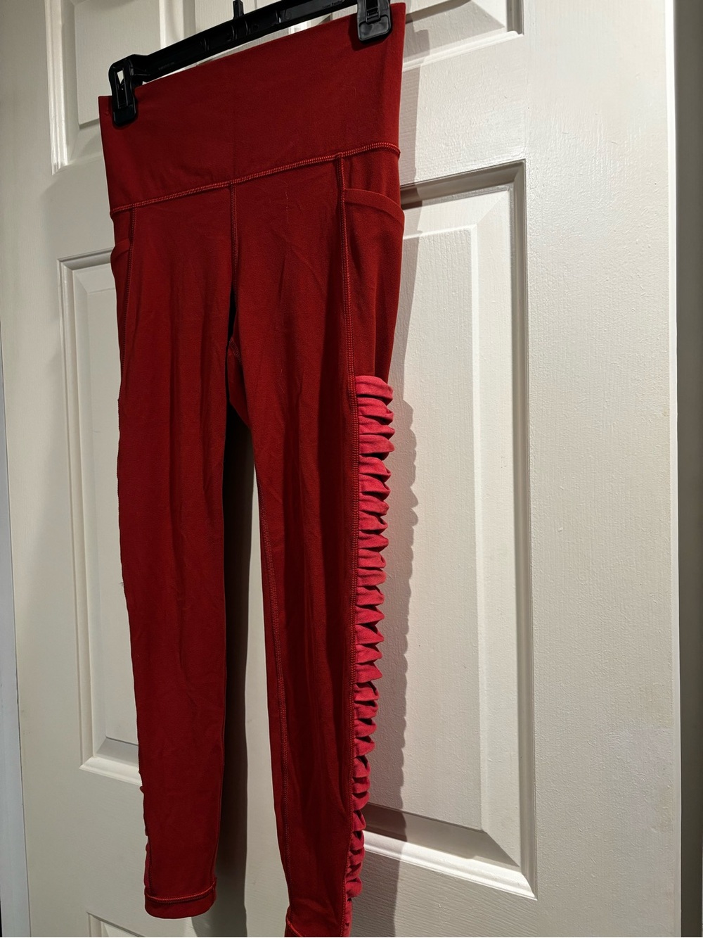 Athleta Salutation Stash Pocket II Twist 7/8  Tight in Powervita